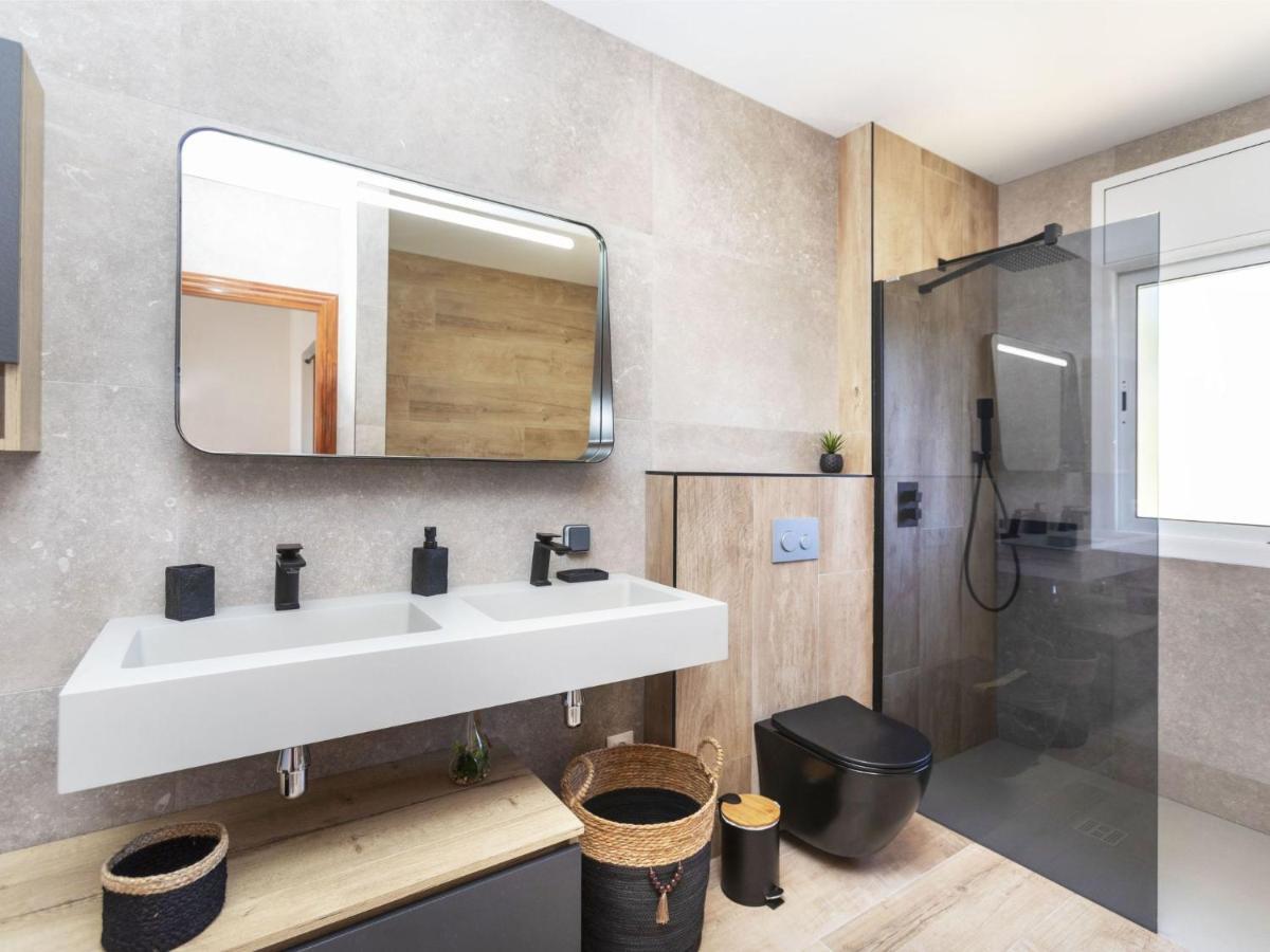 Holiday Home Floradise By Interhome Лорет де Мар Екстериор снимка